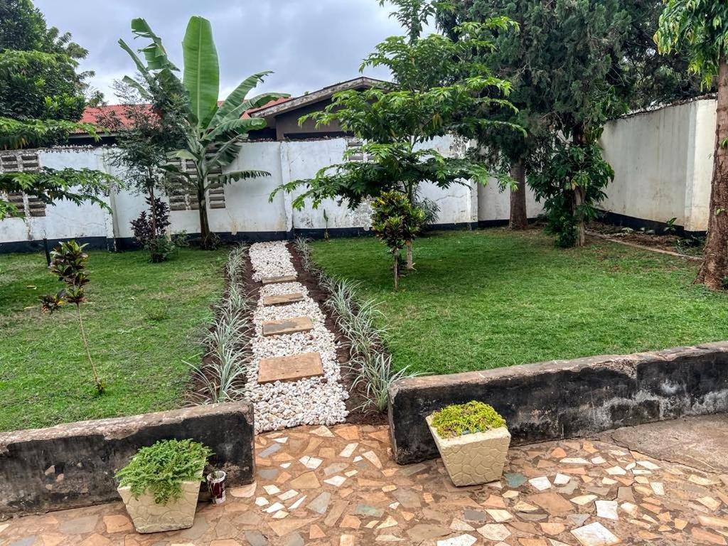 The Lion King Homestay Moshi Eksteriør billede